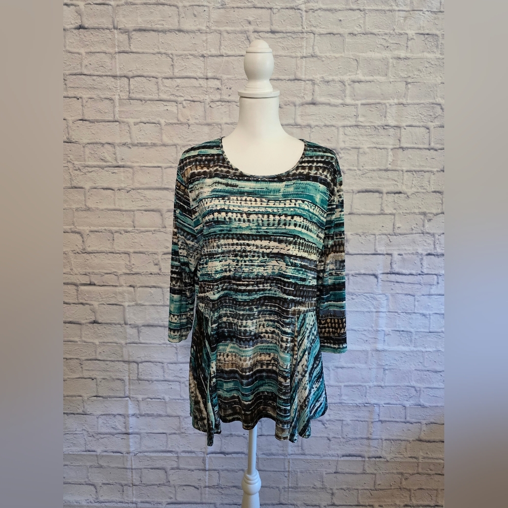 Southern Lady Blue and Tan Patterned Tunic